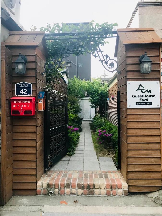 Hanok Guesthouse Suni Seoul Bagian luar foto